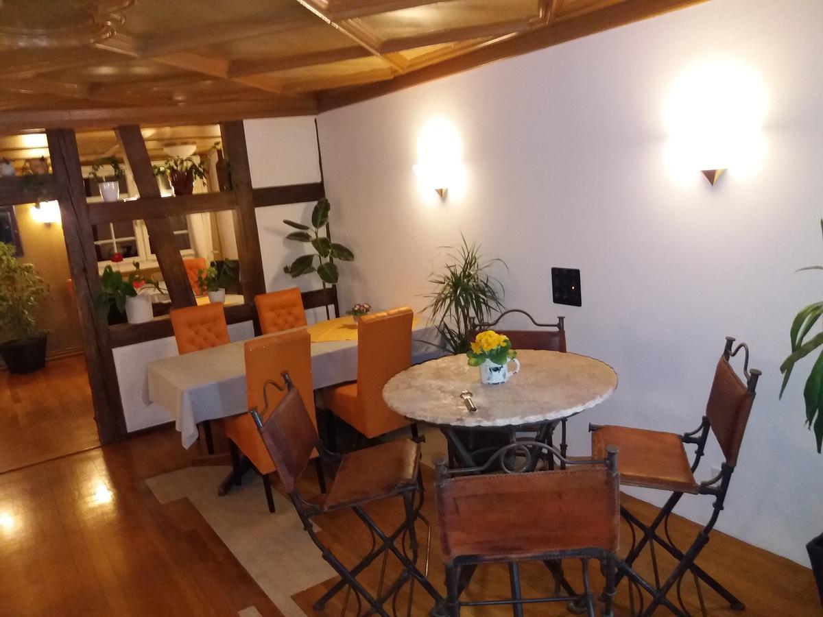 Hotel Garni Frohsinn Uttwil Екстериор снимка